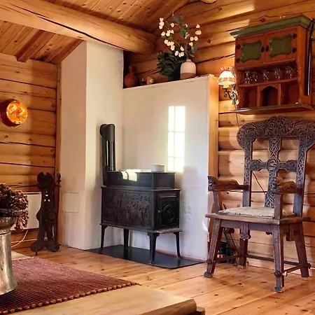 Traditional Timber Farm With Sauna & Wi-fi