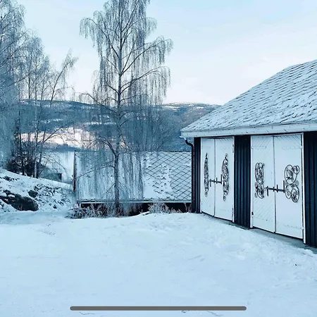 Holiday home Traditional Timber Farm With Sauna & Wi-fi *