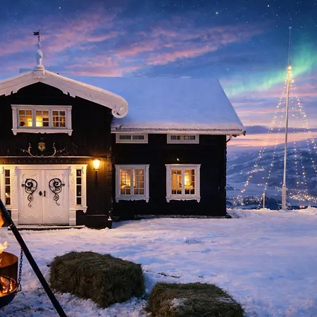 Traditional Timber Farm With Sauna & Wi-fi Baukal