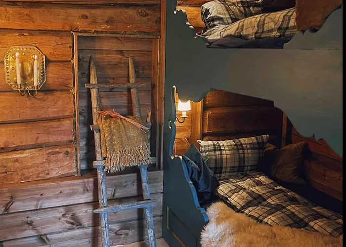 Traditional Timber Farm With Sauna & Wi-fi Baukal