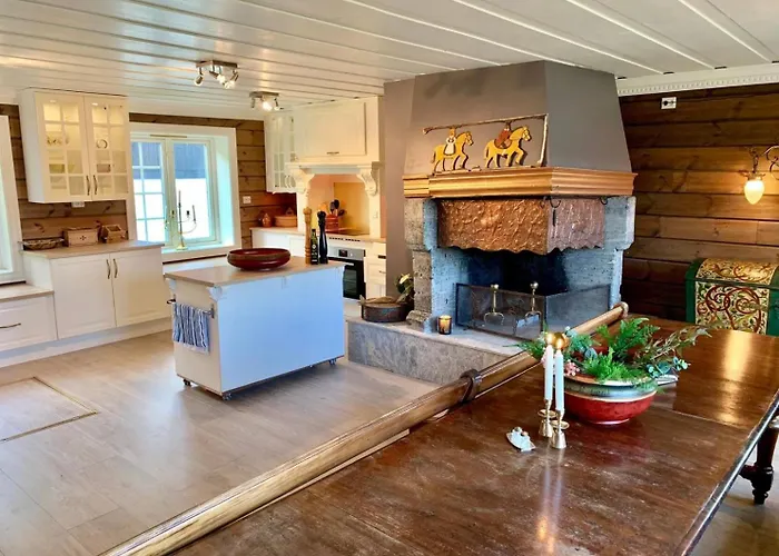 Traditional Timber Farm With Sauna & Wi-fi Feriehus