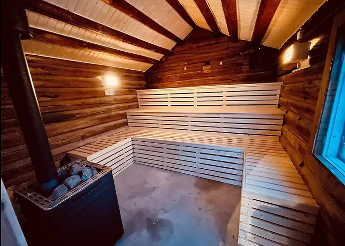 Feriehus Traditional Timber Farm With Sauna & Wi-fi