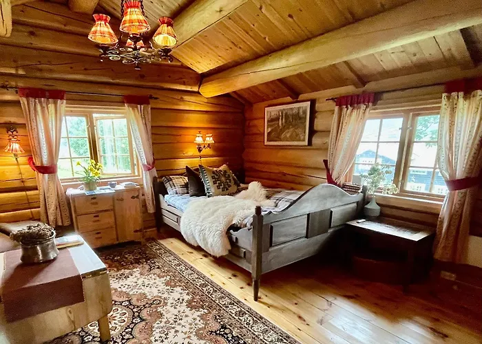 Traditional Timber Farm With Sauna & Wi-fi Feriehus