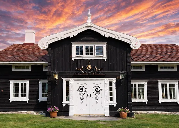 Feriehus Traditional Timber Farm With Sauna & Wi-fi *