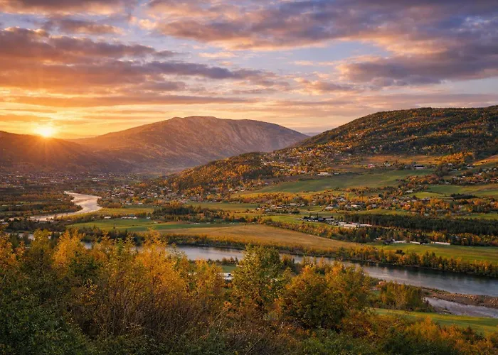 Traditional Timber Farm With Sauna & Wi-fi Feriehus