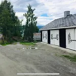 Traditional Timber Farm With Sauna & Wi-fi * Baukal